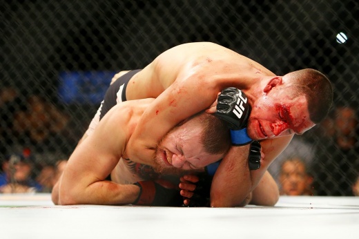 На UFC 279 состоится казнь Тони Фергюсона. Его переедет униженный Чимаевым китаец